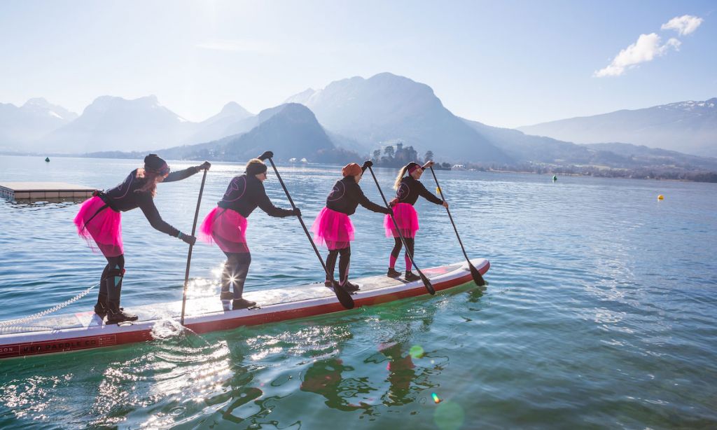 Team racers ready for the event start at the GlaGla race held on Lake Annecy. | Photo: Shutterstock