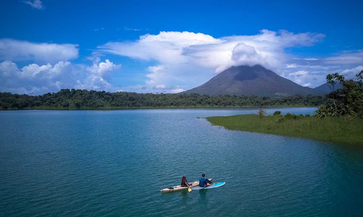 paddle boarding costa rica