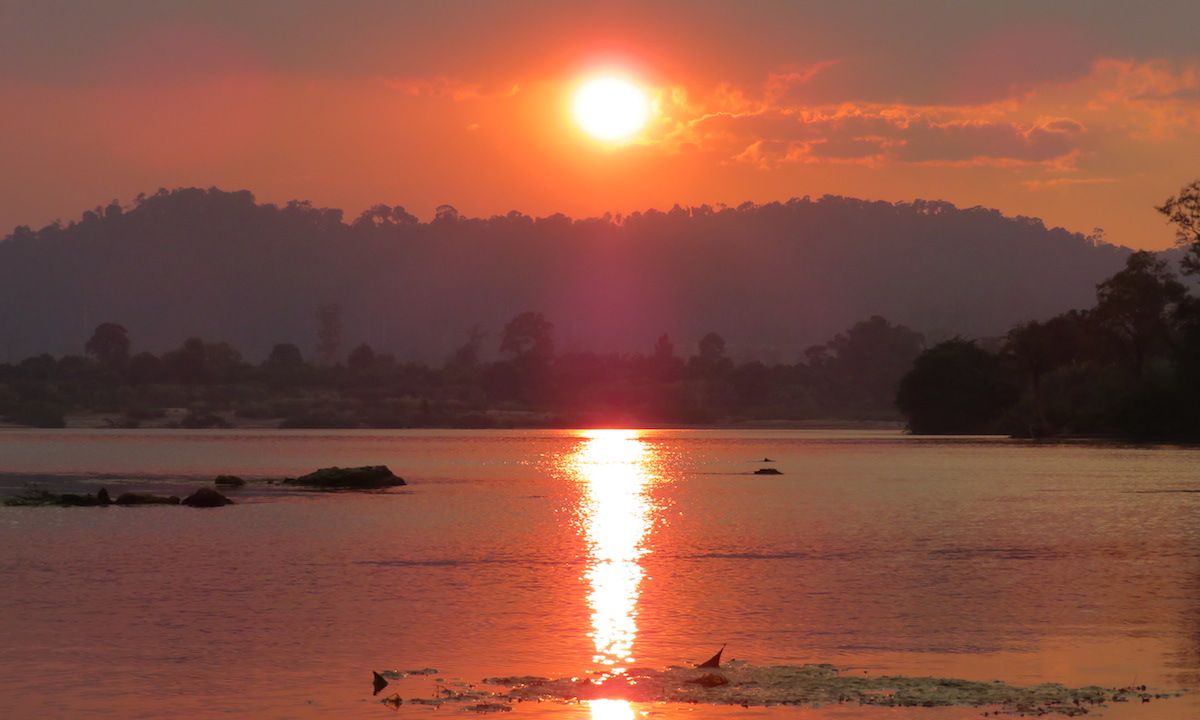 paddle boarding cambodia 5