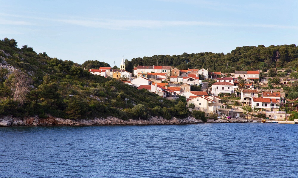 paddle boarding croatia molat zverinac 1