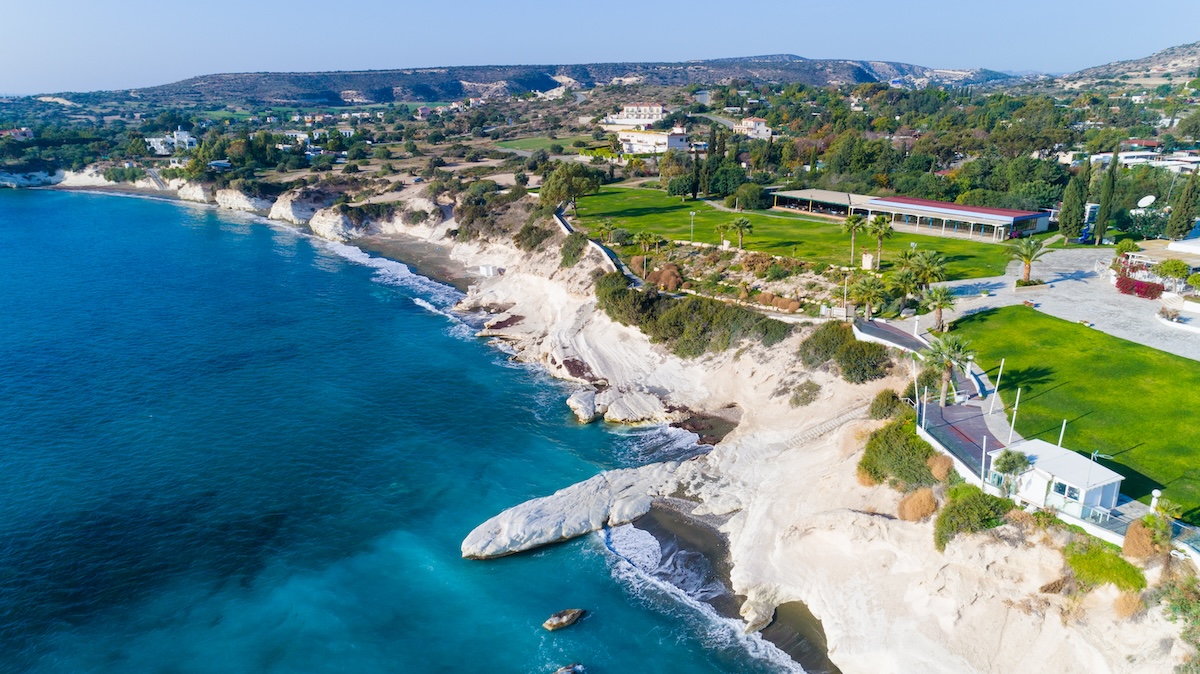 paddleboarding cyprus governors beach