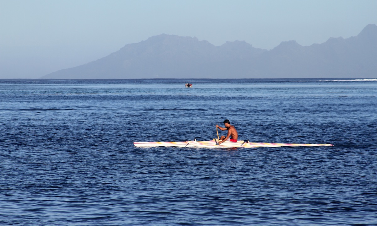 tahiti other paddlers vaa