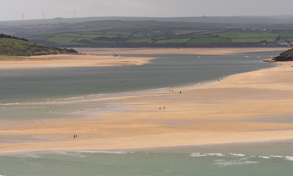 paddleboarding cornwall uk simon godfrey padstow