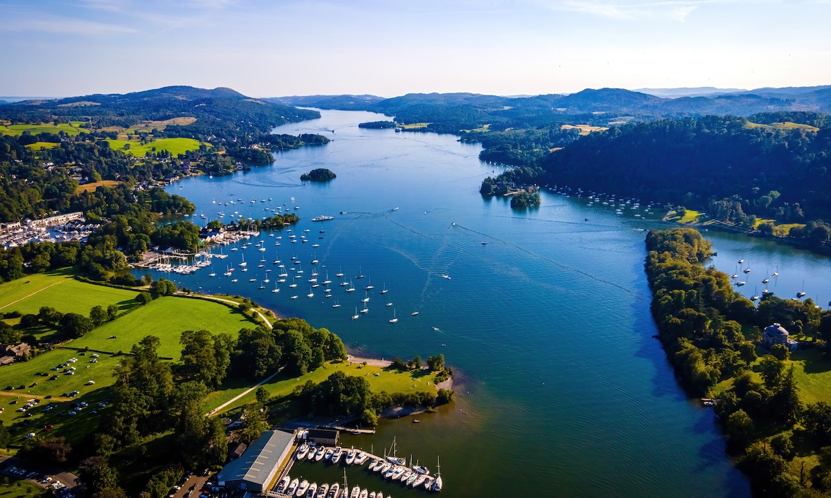 Paddleboarding lake district cumbria england windermere