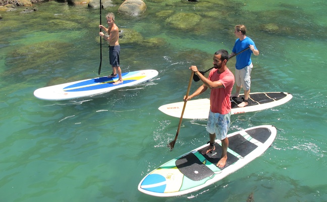 Paraty-Exlorer-sup-with-friends