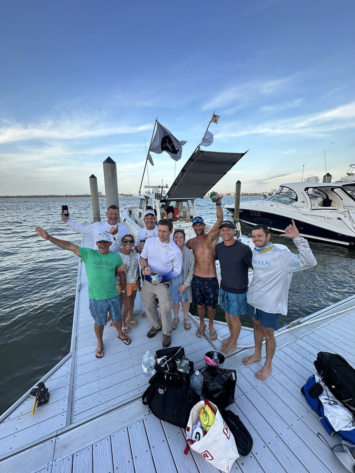 Entire support crew copy