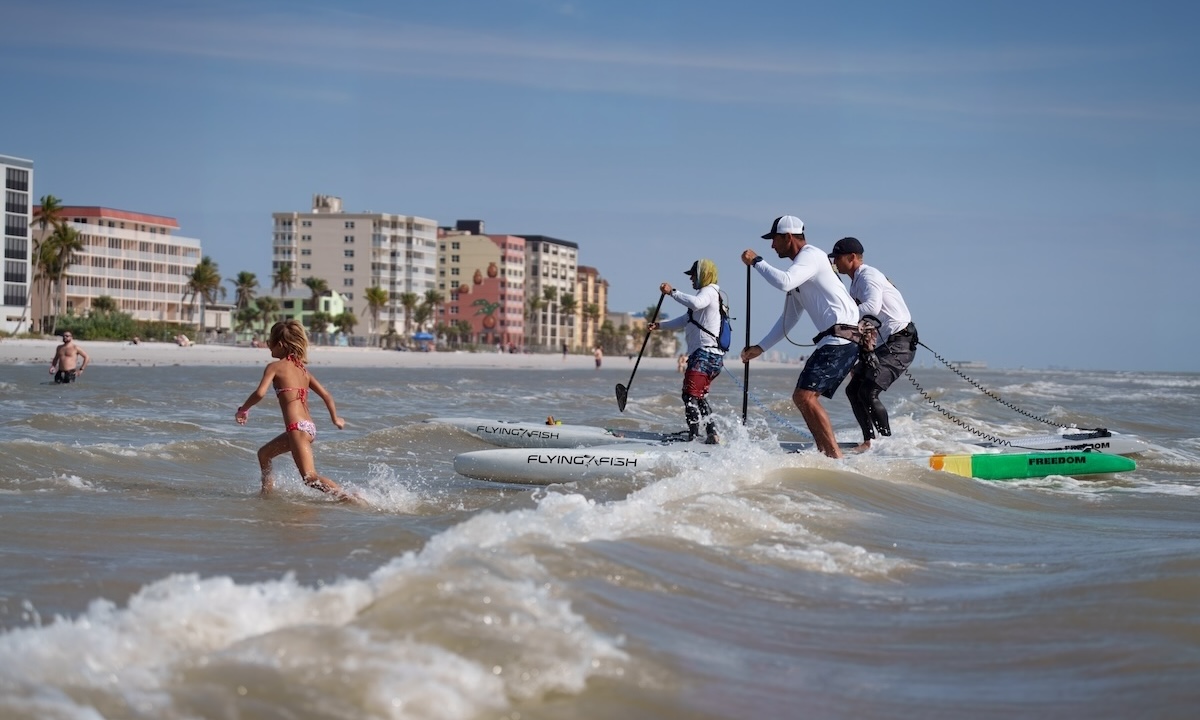 Paddlers approaching beach 3