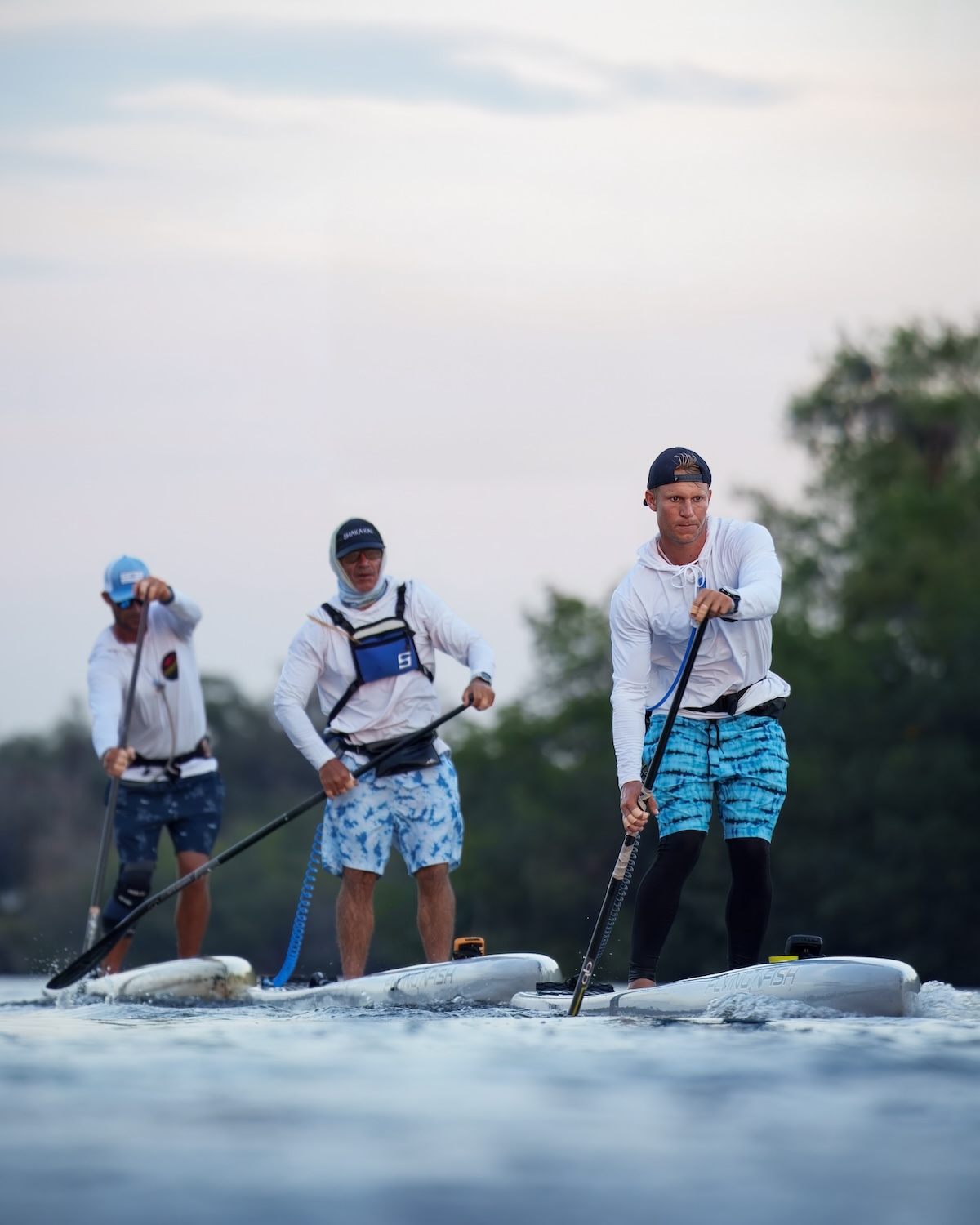 Paddlers drafting 3