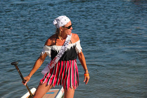 thumb_paddleforprivates-standuppaddle-sup-newportbeach-mandymcdonnell-2010-2