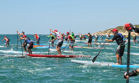 Racers start at the 2016 King of the Cut. | Photo: SUPWA: Woolacott