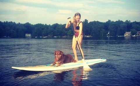 Amanda Seyfried Stand Up Paddle Board's With Her Dog