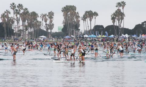 The starting line was packed at the 2016 Hanohano. | Photo: Supconnect