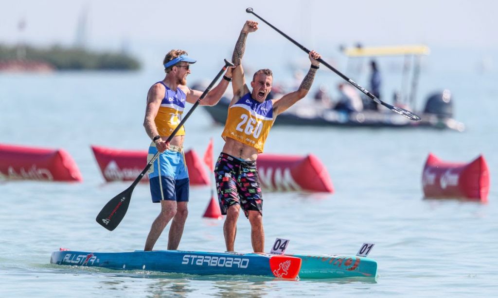 A close battle between Baxter and Garioud. | Photo courtesy: International Canoe Federation